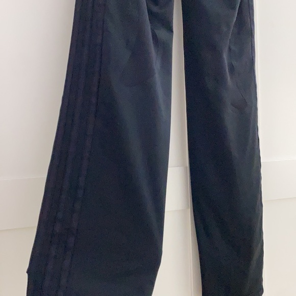 ‼️Sold‼️Adidas track - Picture 9 of 9